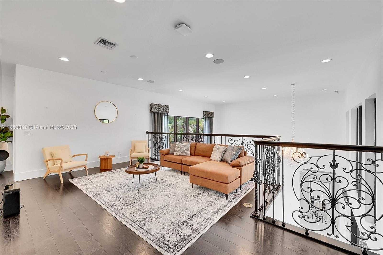Small Image of 11231 NORTH WEST 19TH CT, Plantation Number 37