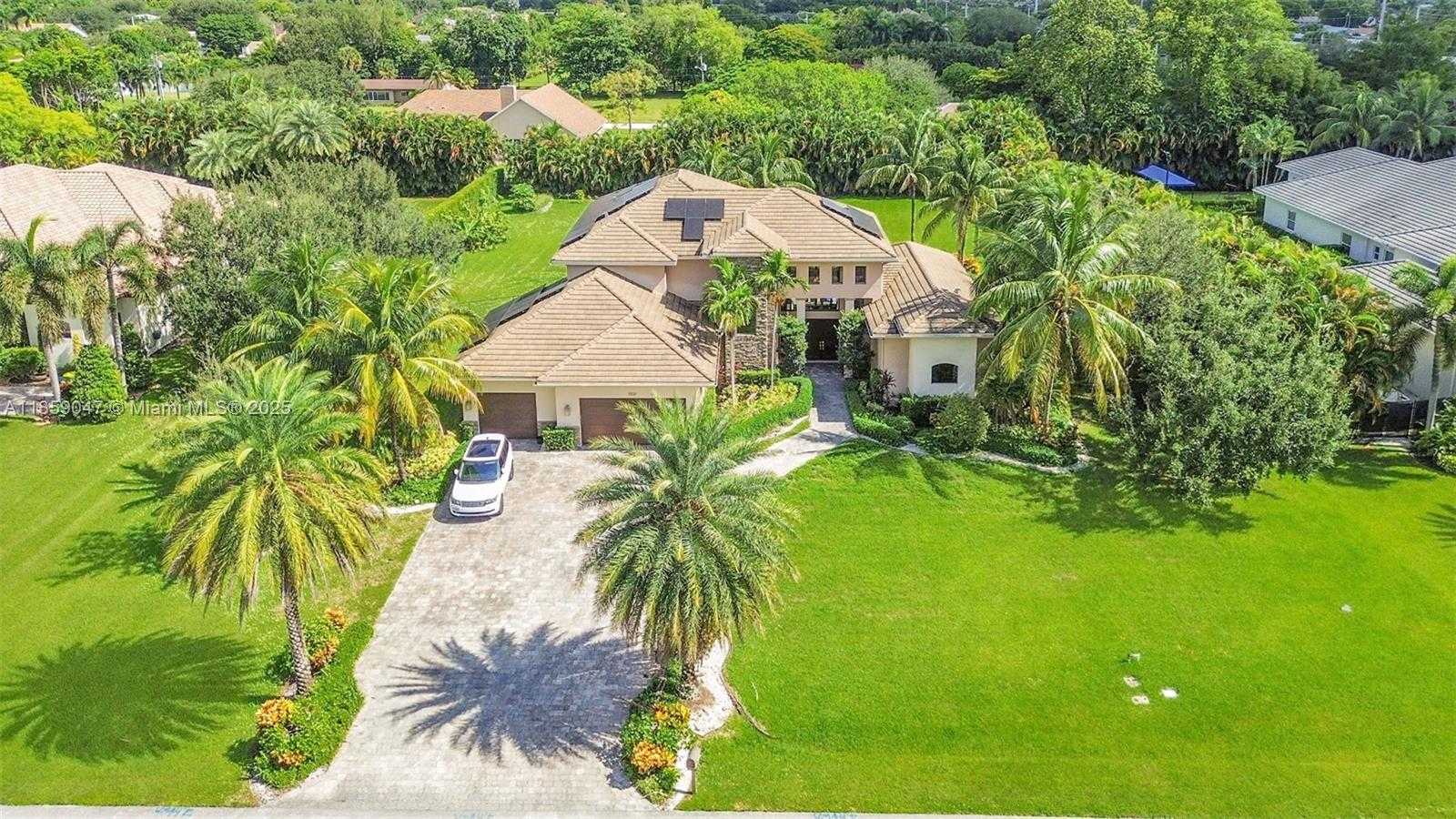 Small Image of 11231 NORTH WEST 19TH CT, Plantation Number 4
