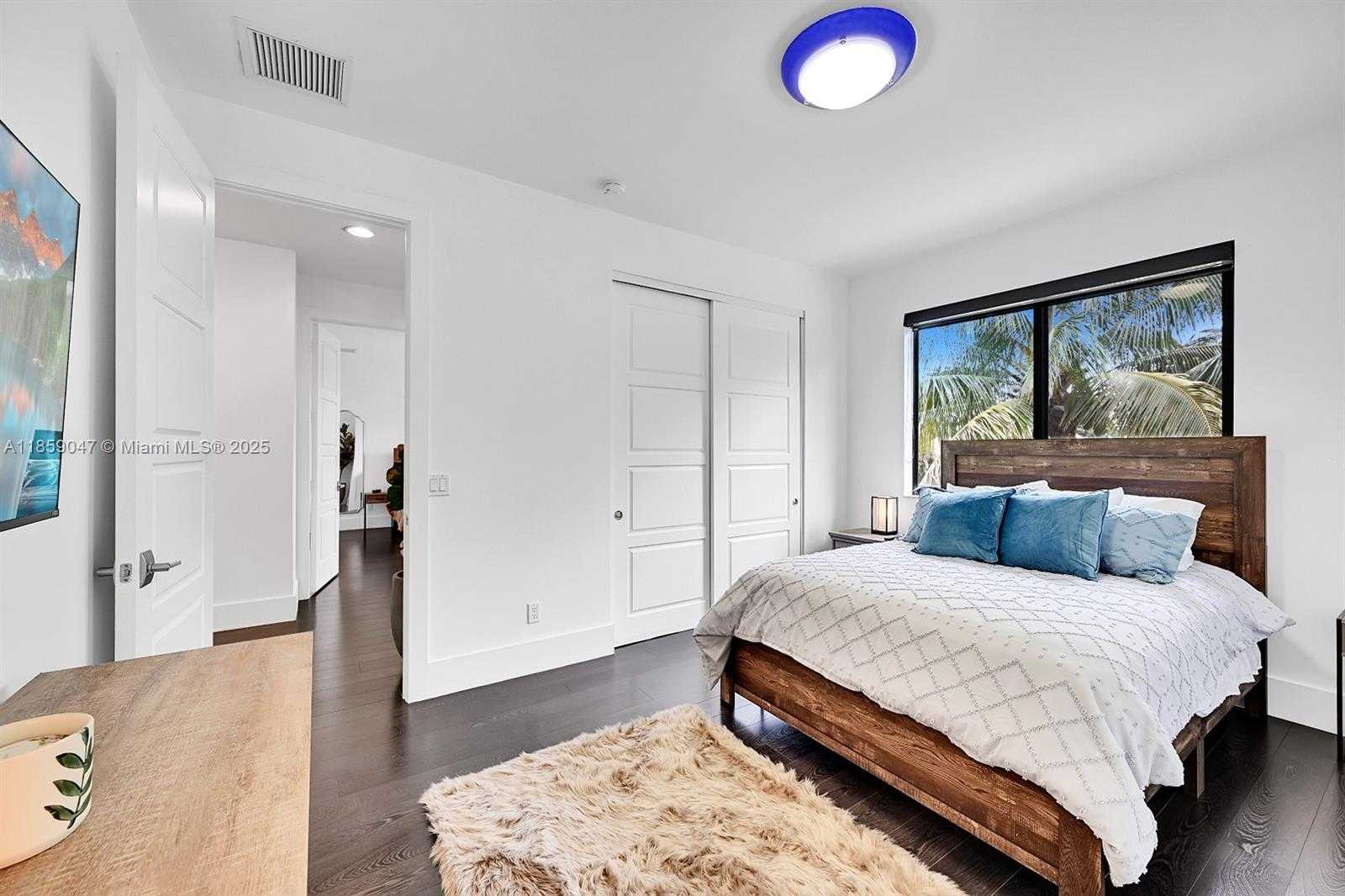 Small Image of 11231 NORTH WEST 19TH CT, Plantation Number 42