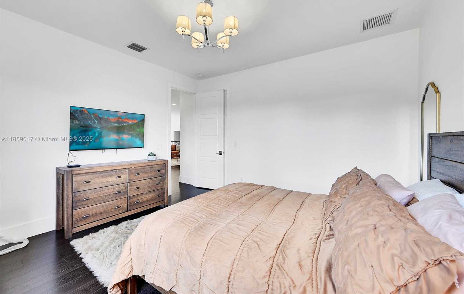 Small Image of 11231 NORTH WEST 19TH CT, Plantation Number 45