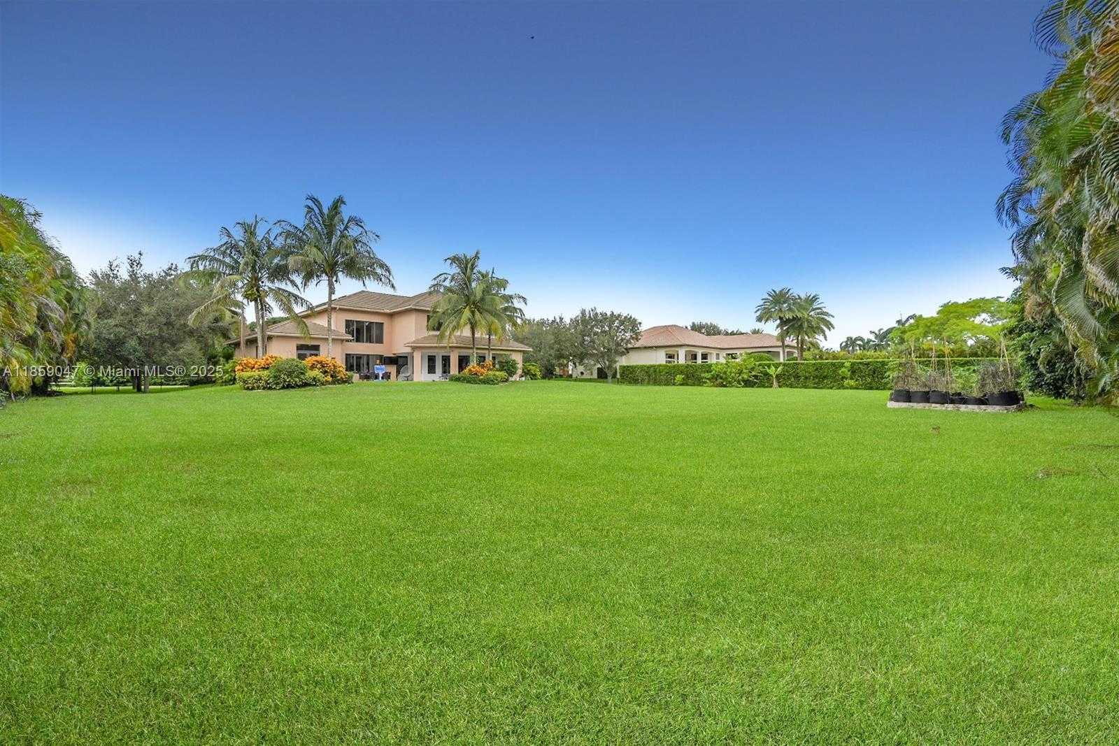 Small Image of 11231 NORTH WEST 19TH CT, Plantation Number 66