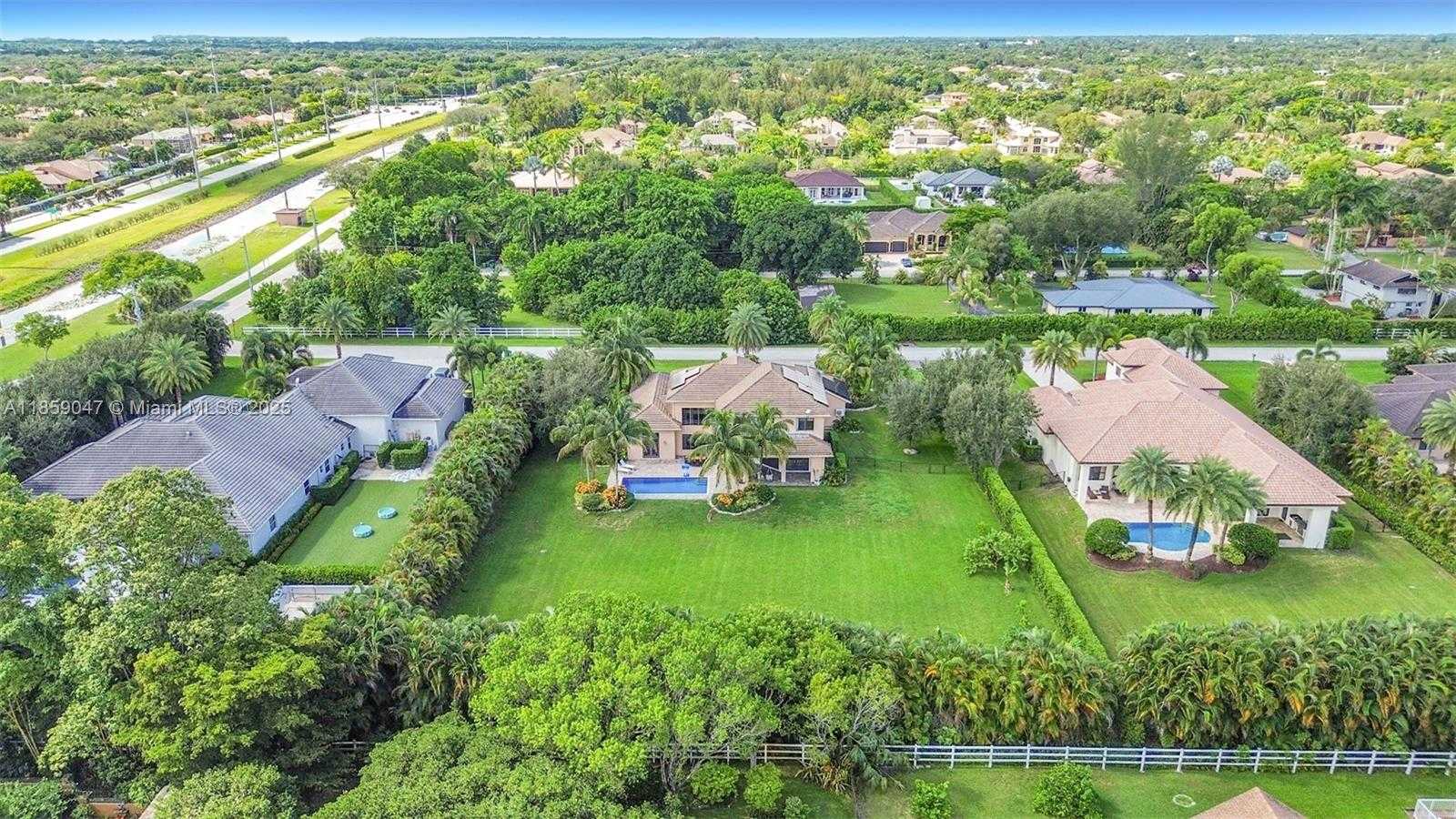 Small Image of 11231 NORTH WEST 19TH CT, Plantation Number 73