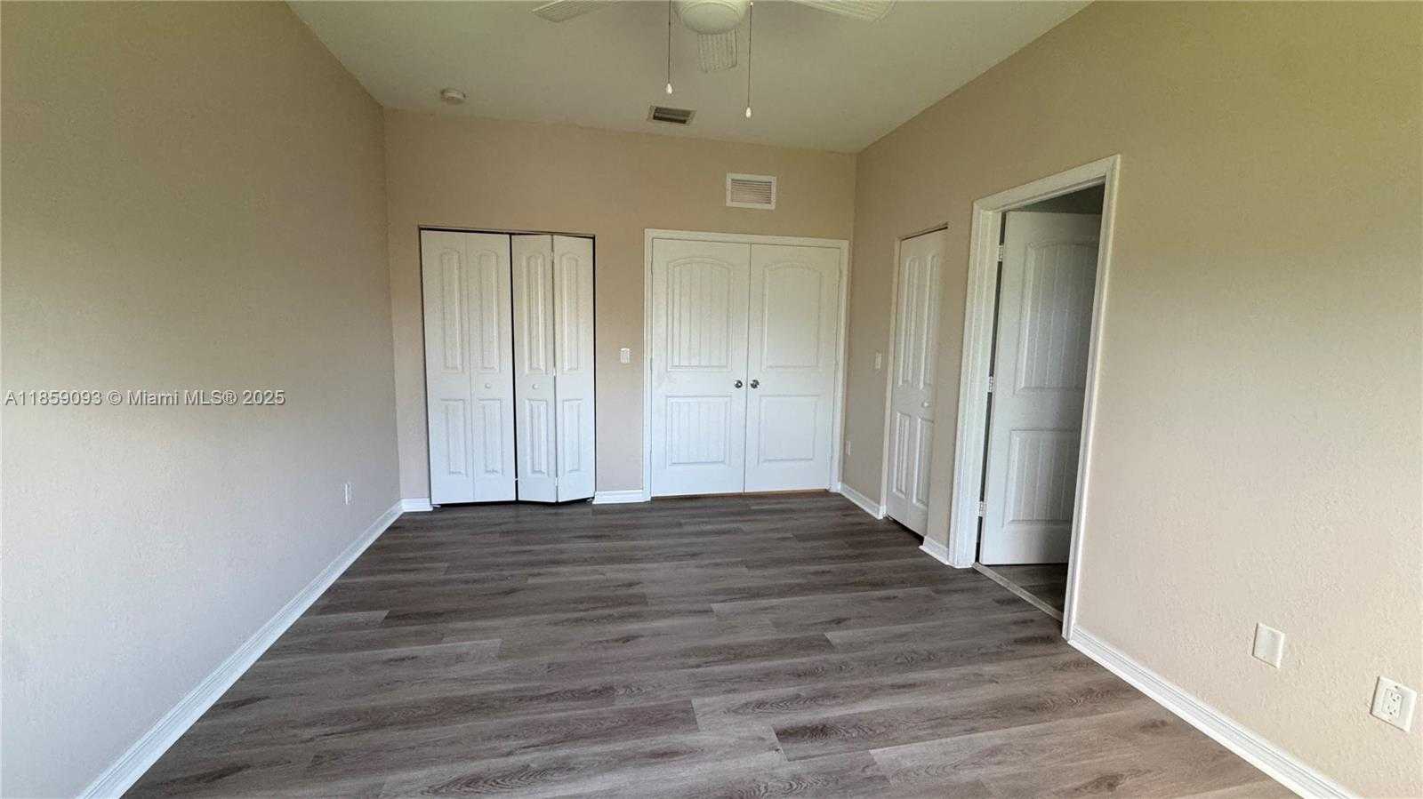 Small Image of West Palm Beach Number 12