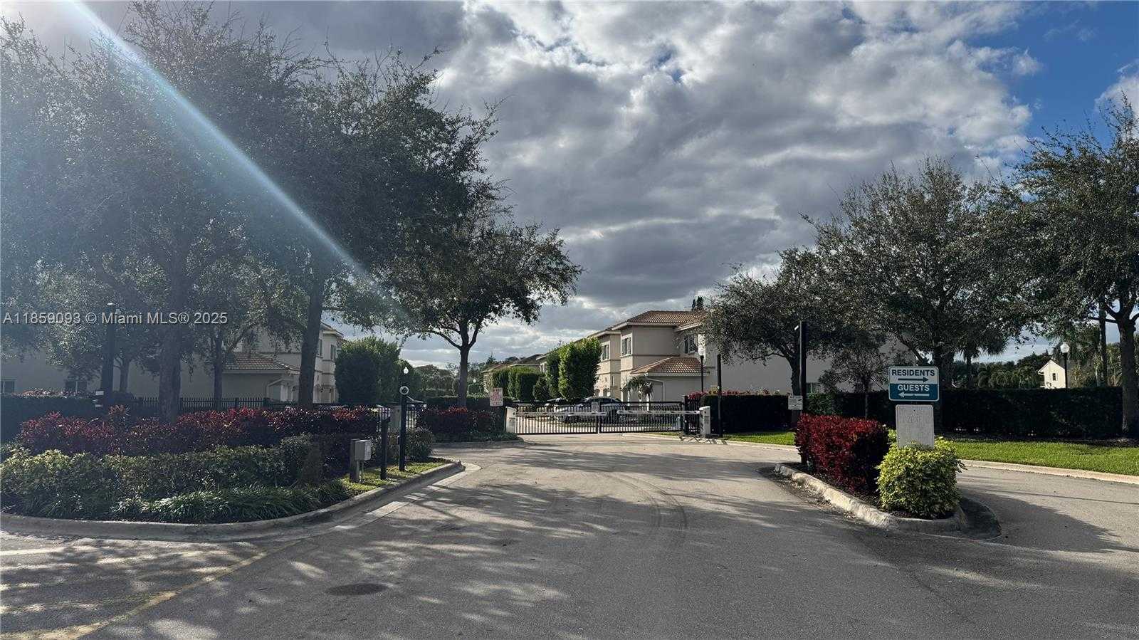 Small Image of West Palm Beach Number 3