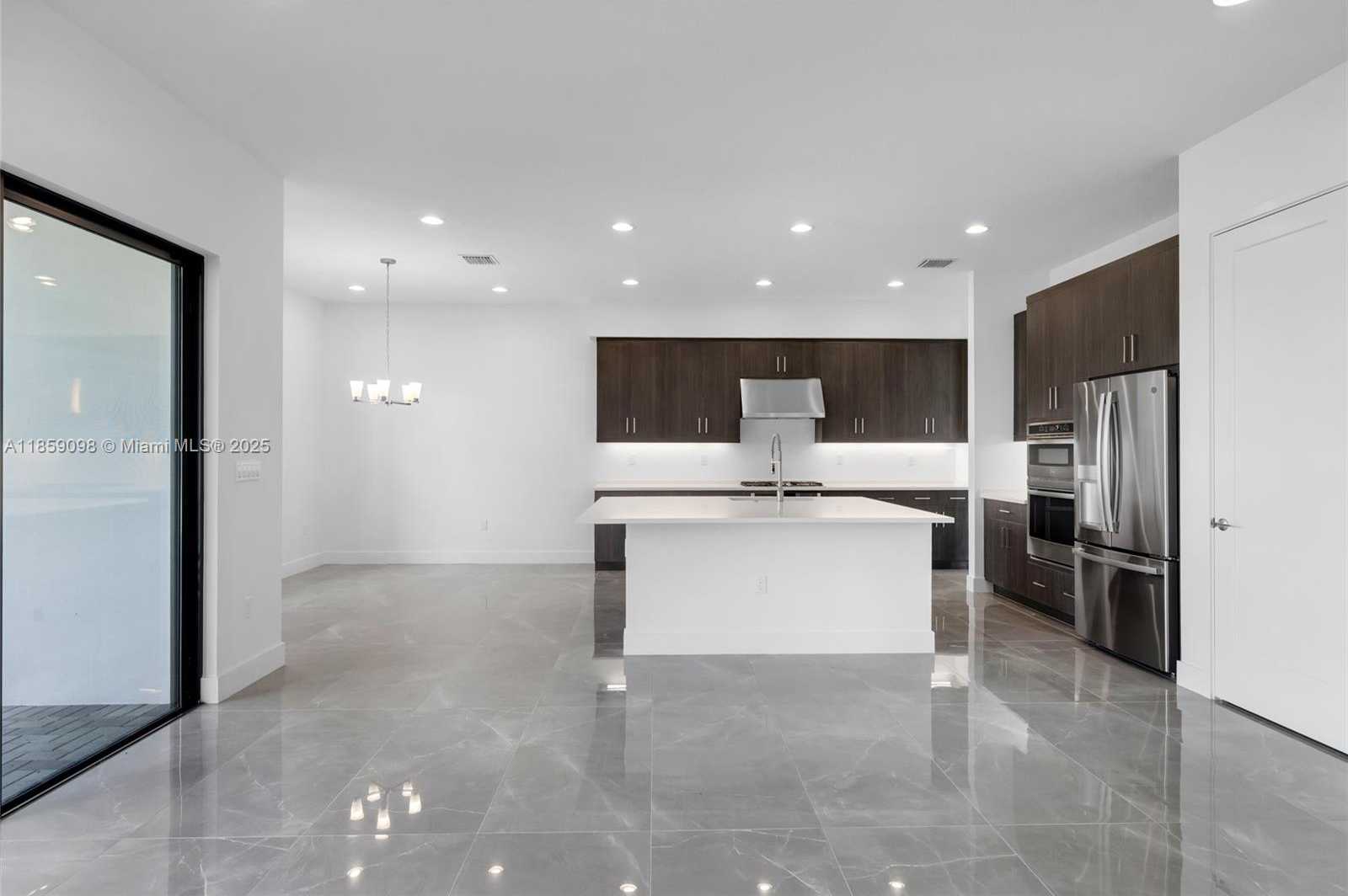 Small Image of 8215 CRYSTAL DOWNS AVE, Boca Raton Number 16