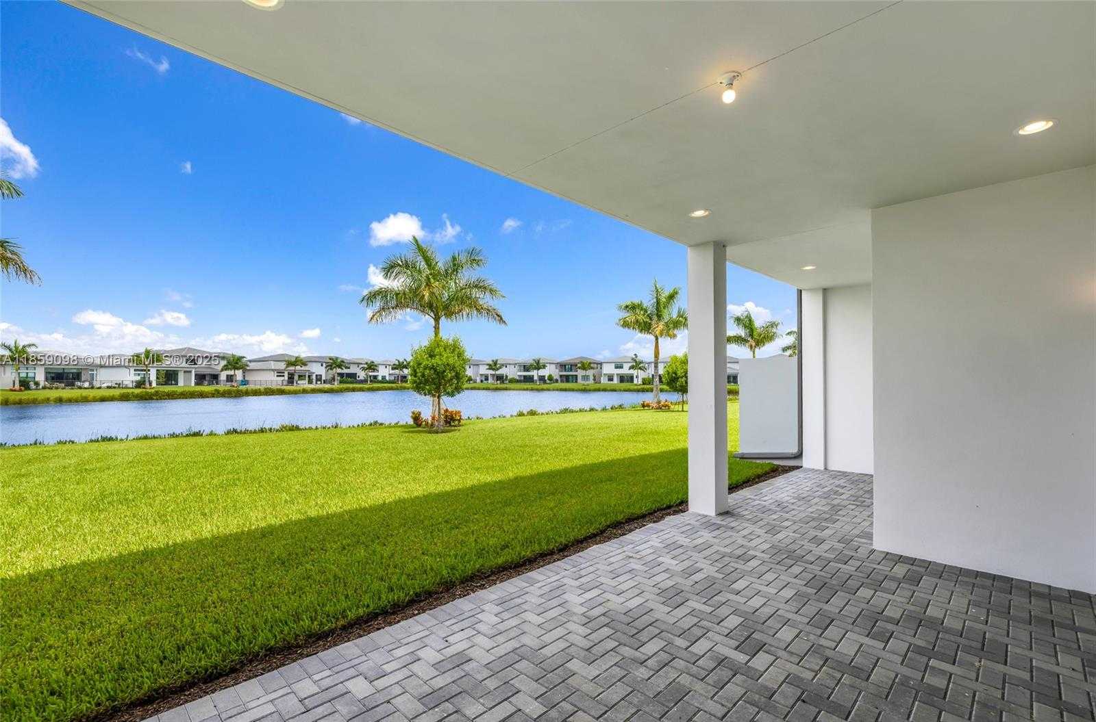 Small Image of 8215 CRYSTAL DOWNS AVE, Boca Raton Number 28