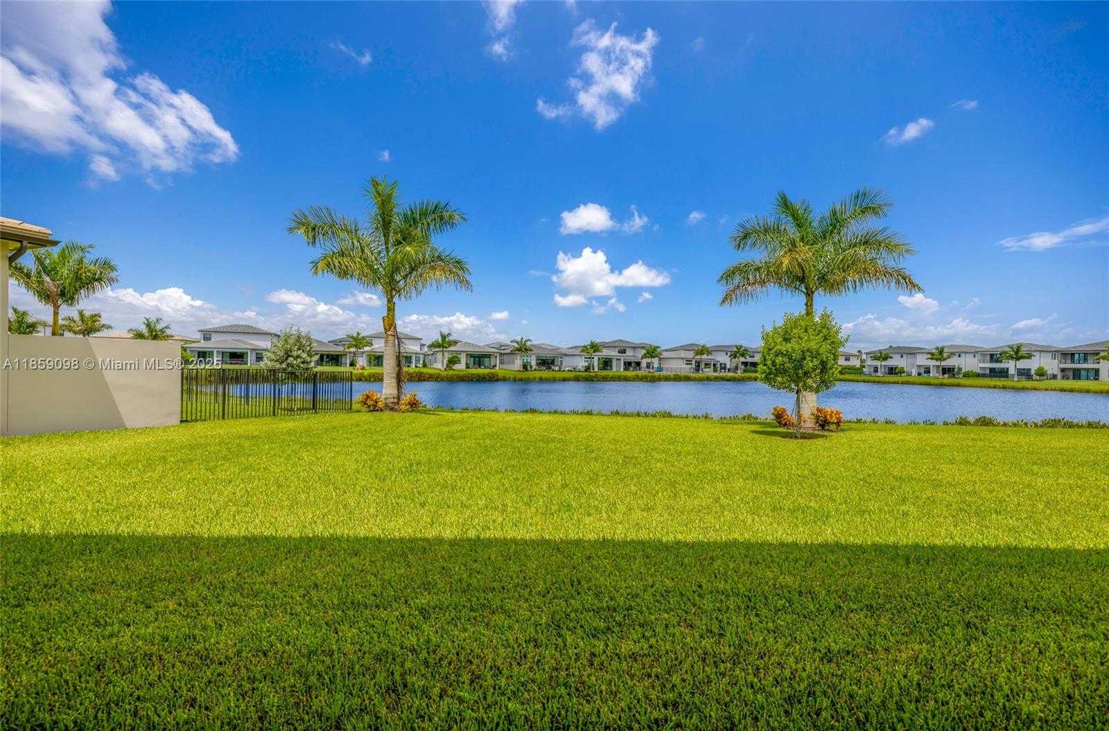 Small Image of 8215 CRYSTAL DOWNS AVE, Boca Raton Number 30