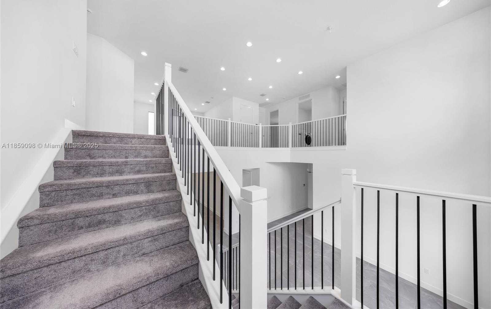 Small Image of 8215 CRYSTAL DOWNS AVE, Boca Raton Number 32