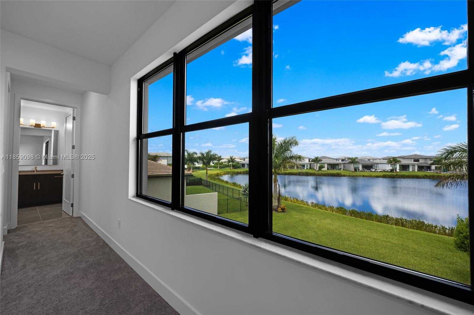 Small Image of 8215 CRYSTAL DOWNS AVE, Boca Raton Number 37