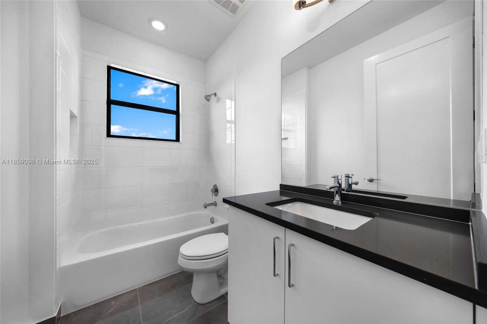 Small Image of 8215 CRYSTAL DOWNS AVE, Boca Raton Number 46