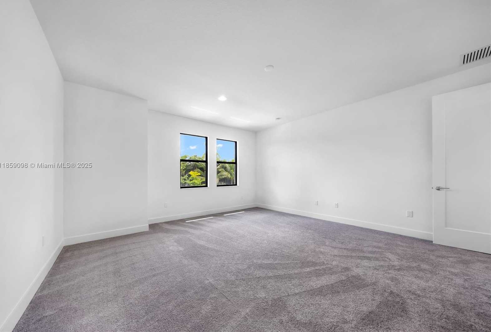 Small Image of 8215 CRYSTAL DOWNS AVE, Boca Raton Number 47