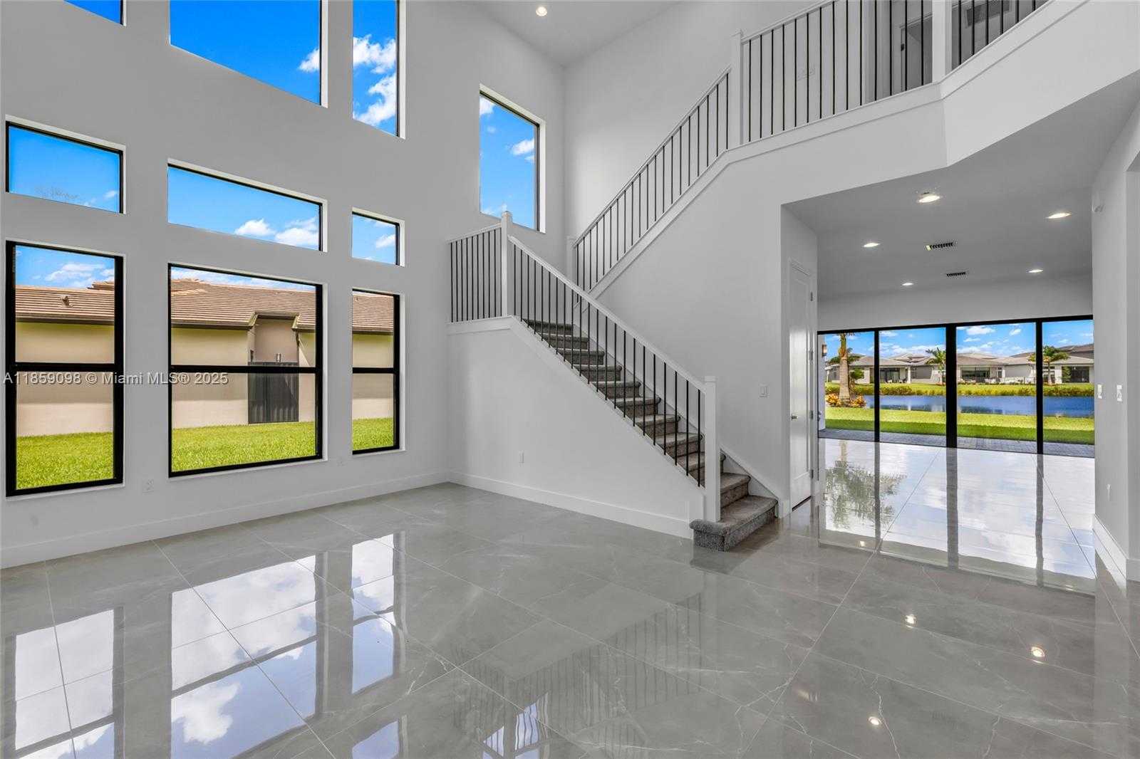 Small Image of 8215 CRYSTAL DOWNS AVE, Boca Raton Number 6