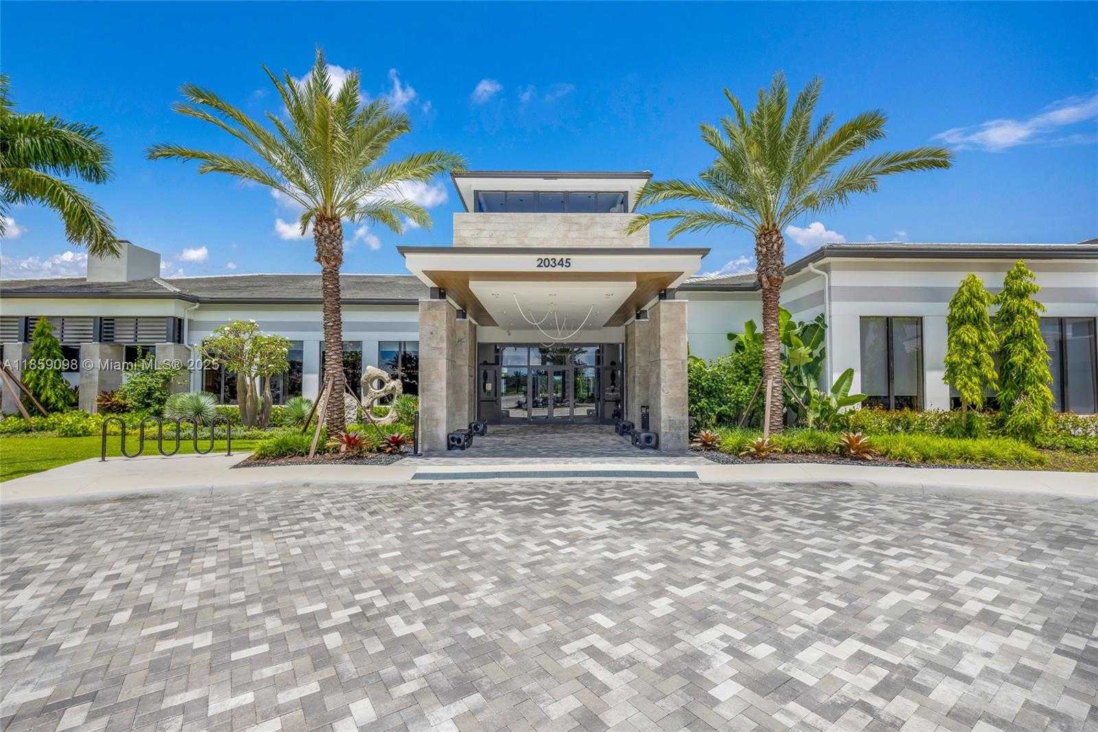 Small Image of 8215 CRYSTAL DOWNS AVE, Boca Raton Number 68