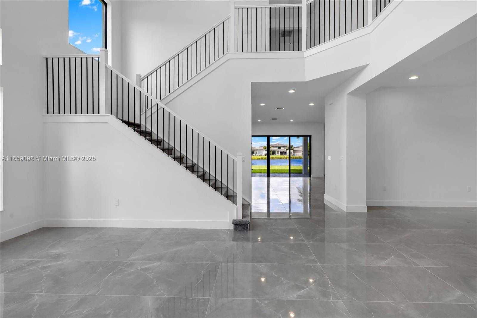 Small Image of 8215 CRYSTAL DOWNS AVE, Boca Raton Number 7
