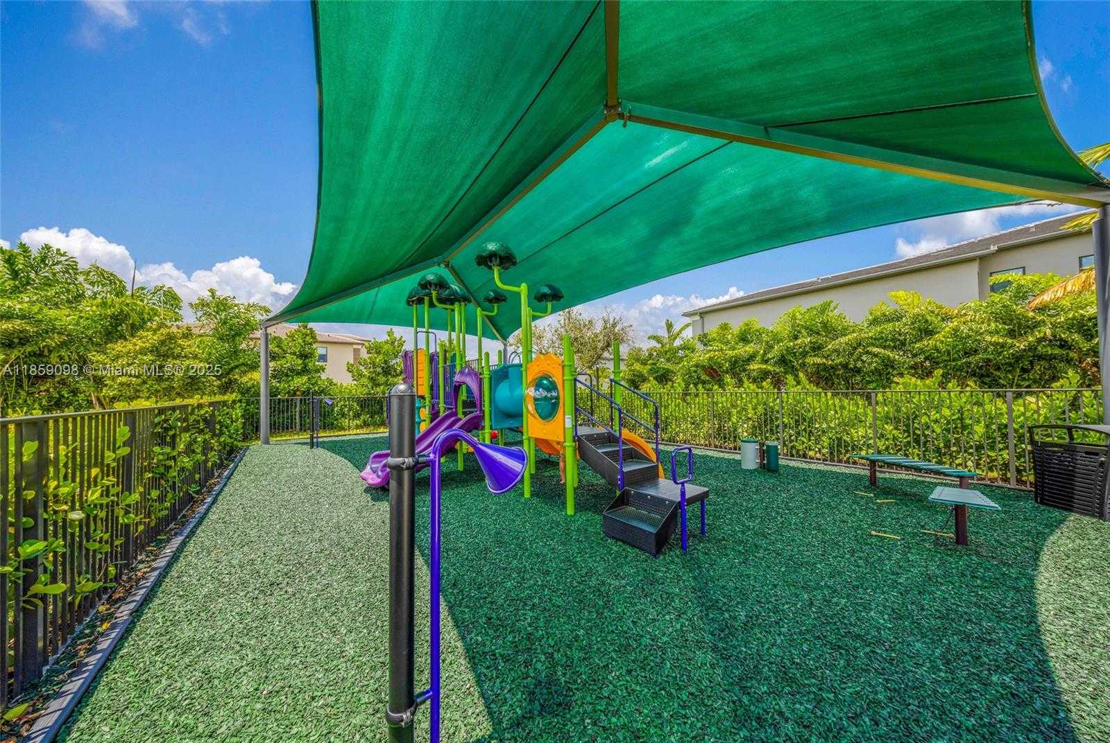 Small Image of 8215 CRYSTAL DOWNS AVE, Boca Raton Number 78