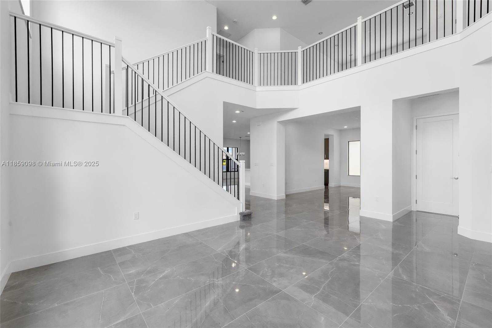 Small Image of 8215 CRYSTAL DOWNS AVE, Boca Raton Number 9