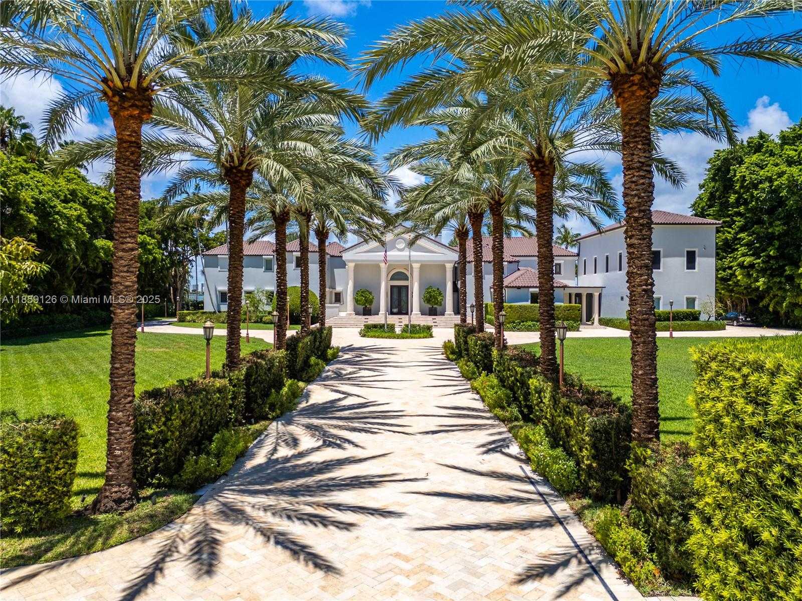 Small Image of 5940 NORTH BAY RD, Miami Beach Number 10