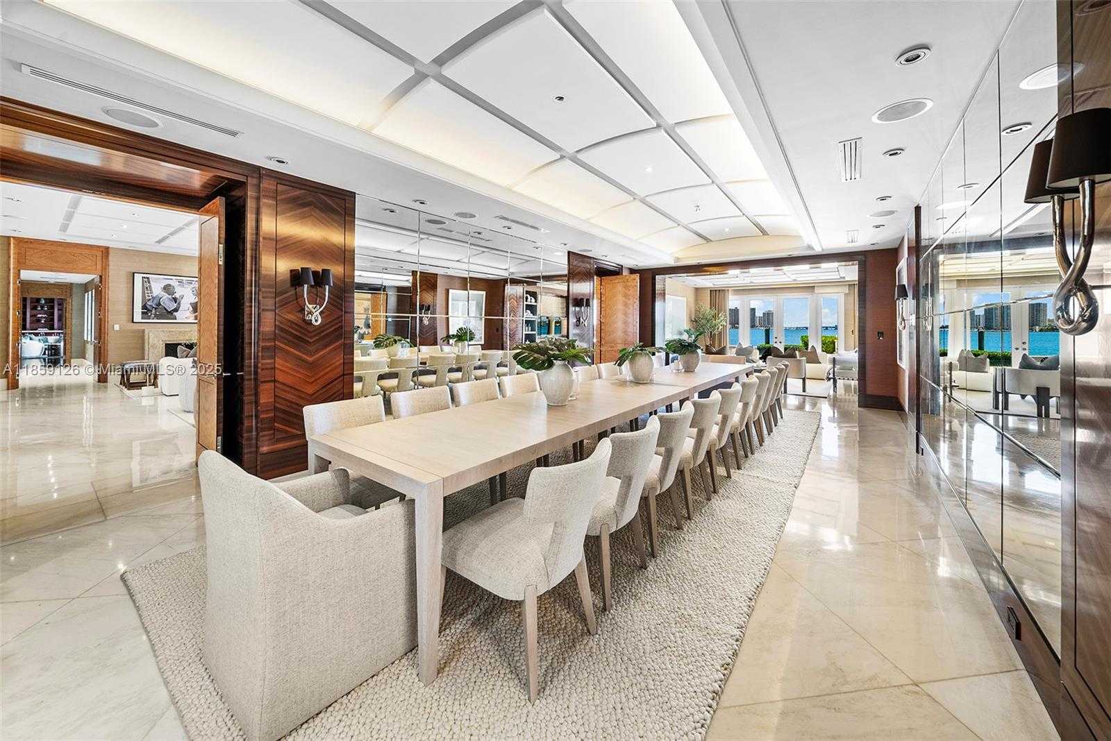 Small Image of 5940 NORTH BAY RD, Miami Beach Number 17