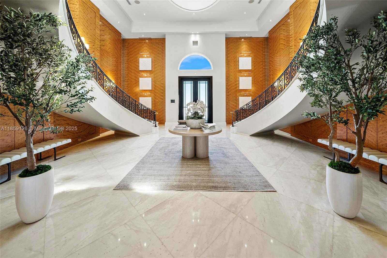 Small Image of 5940 NORTH BAY RD, Miami Beach Number 27