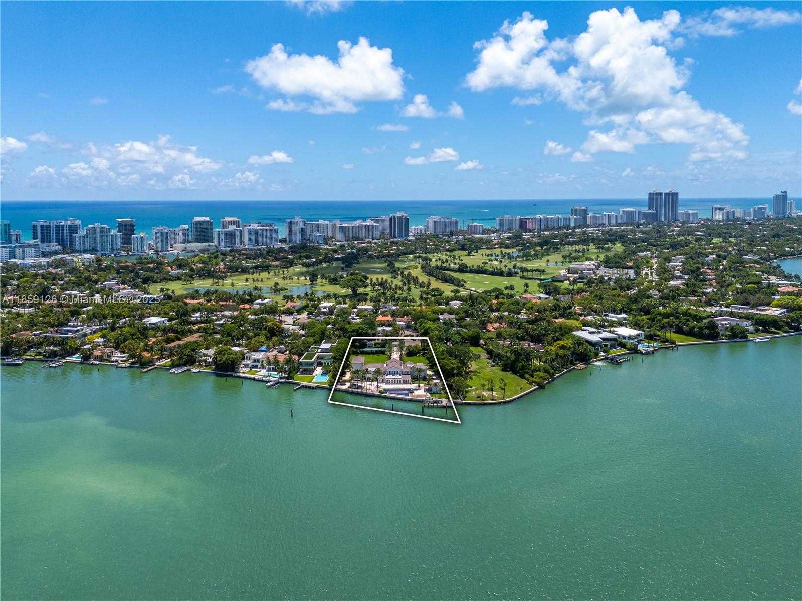 Small Image of 5940 NORTH BAY RD, Miami Beach Number 3