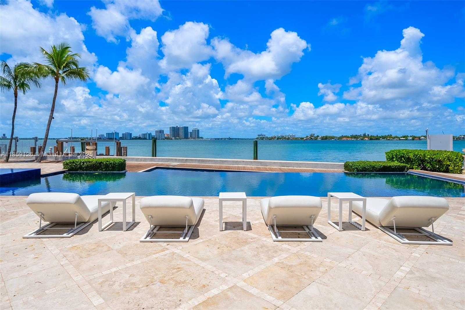 Small Image of 5940 NORTH BAY RD, Miami Beach Number 30