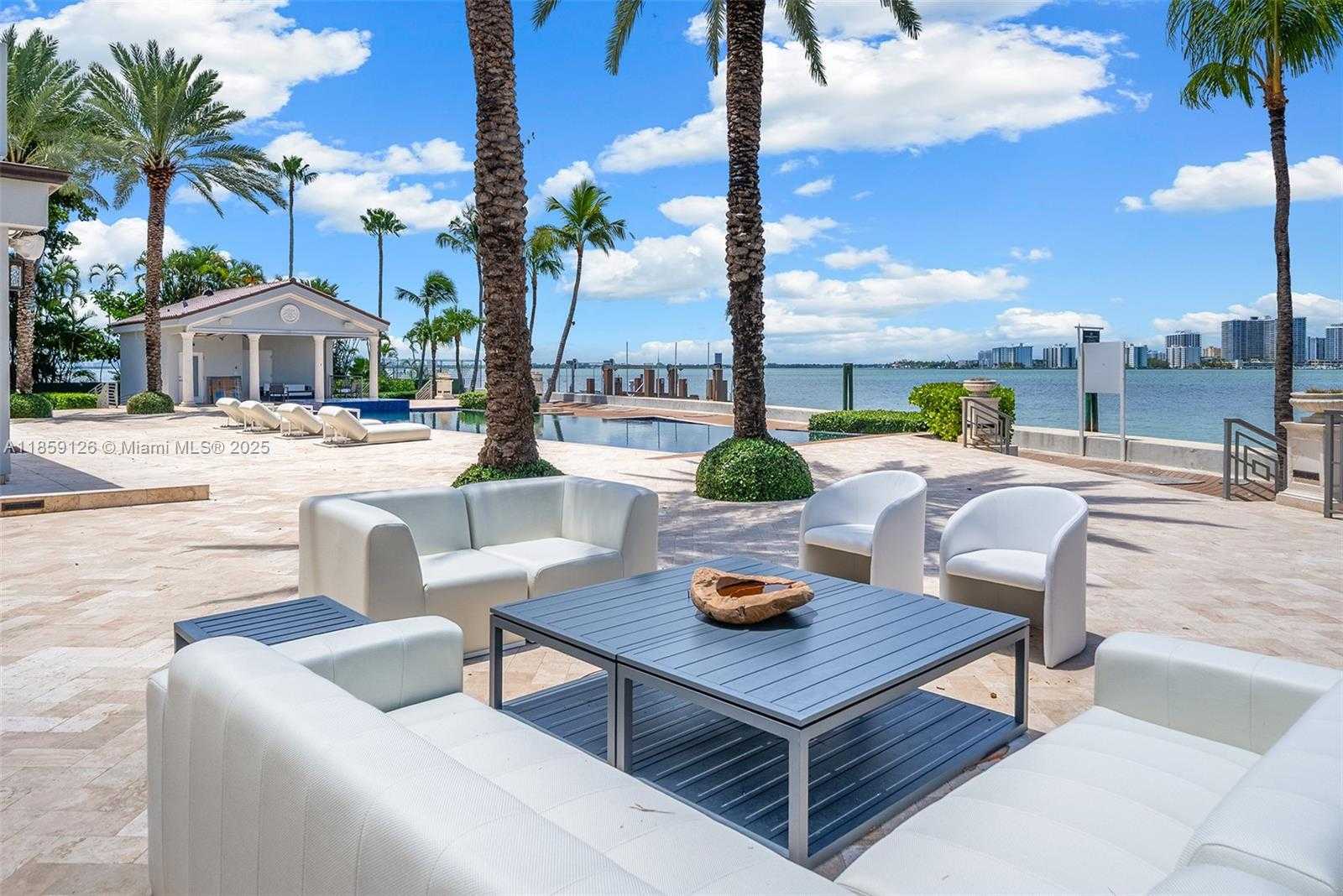 Small Image of 5940 NORTH BAY RD, Miami Beach Number 32