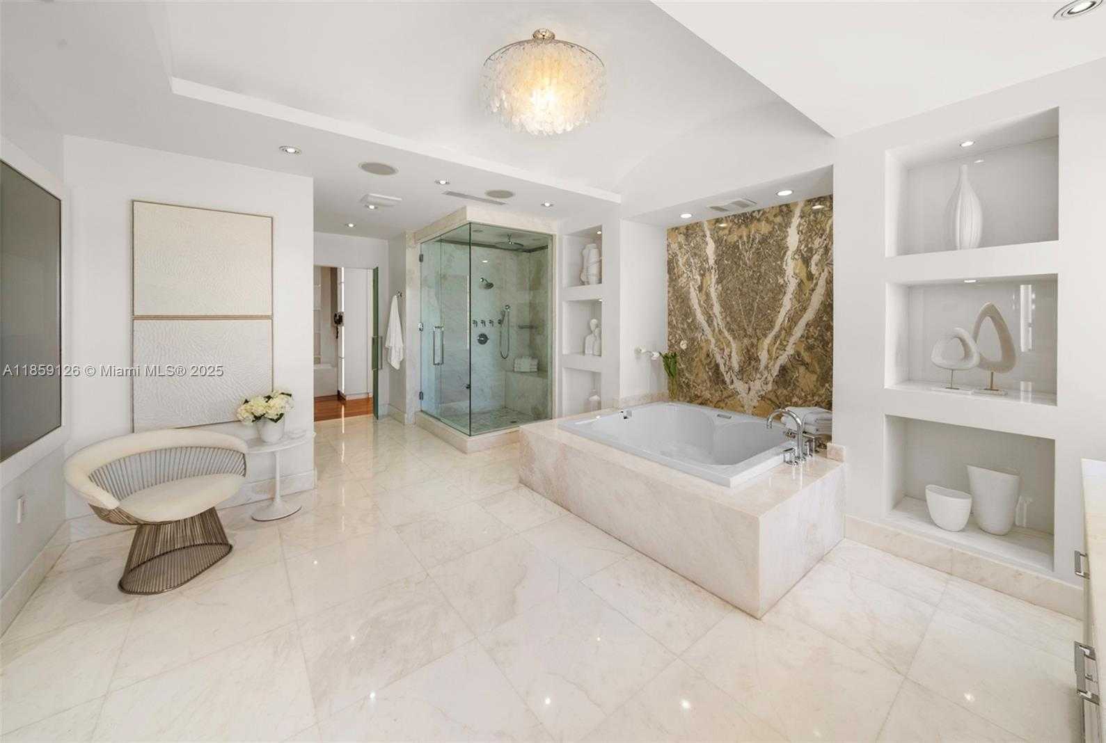 Small Image of 5940 NORTH BAY RD, Miami Beach Number 38
