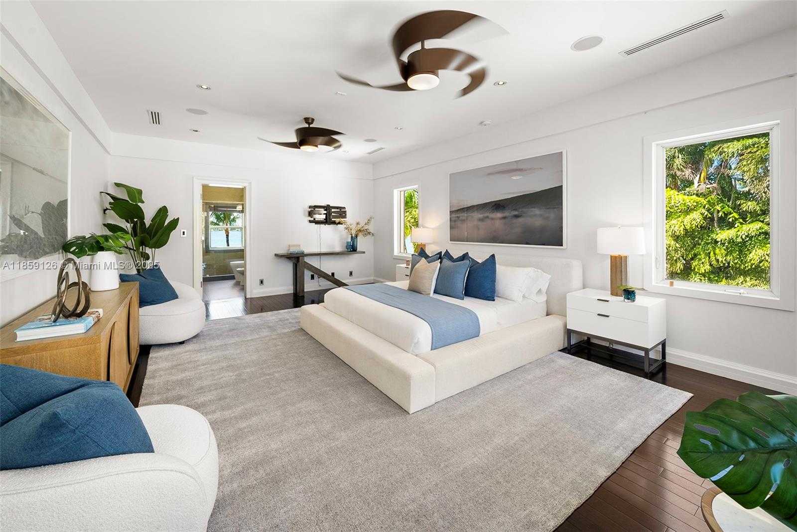 Small Image of 5940 NORTH BAY RD, Miami Beach Number 45