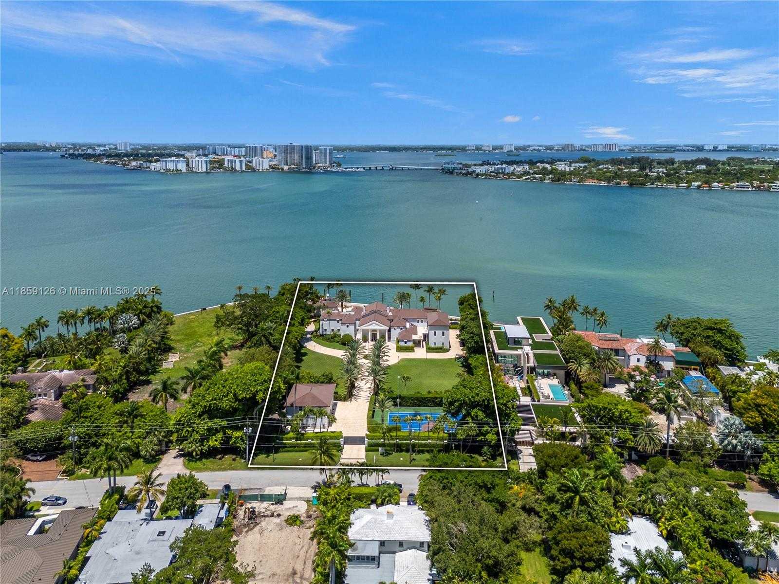 Small Image of 5940 NORTH BAY RD, Miami Beach Number 5