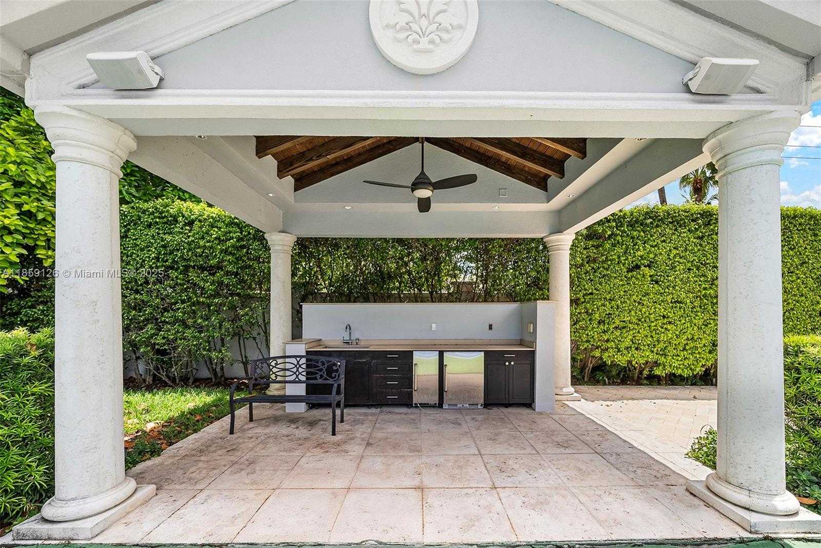 Small Image of 5940 NORTH BAY RD, Miami Beach Number 53