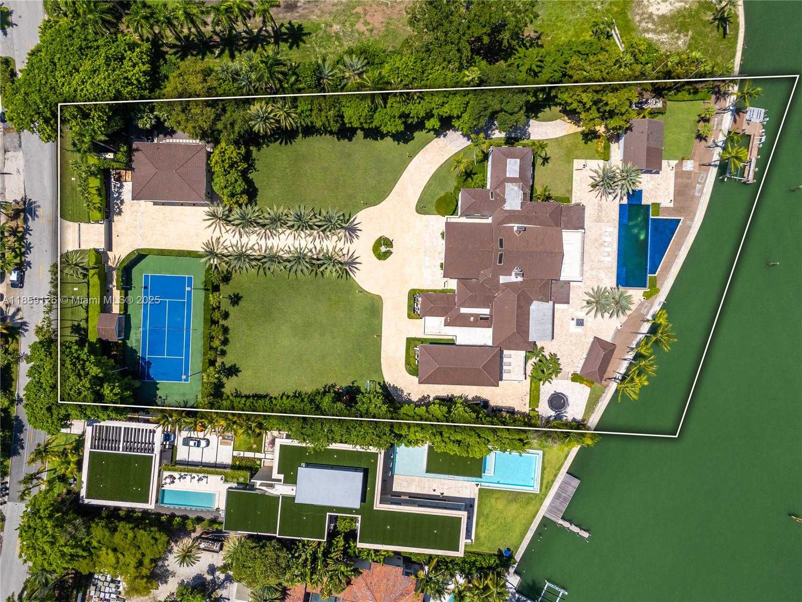 Small Image of 5940 NORTH BAY RD, Miami Beach Number 58