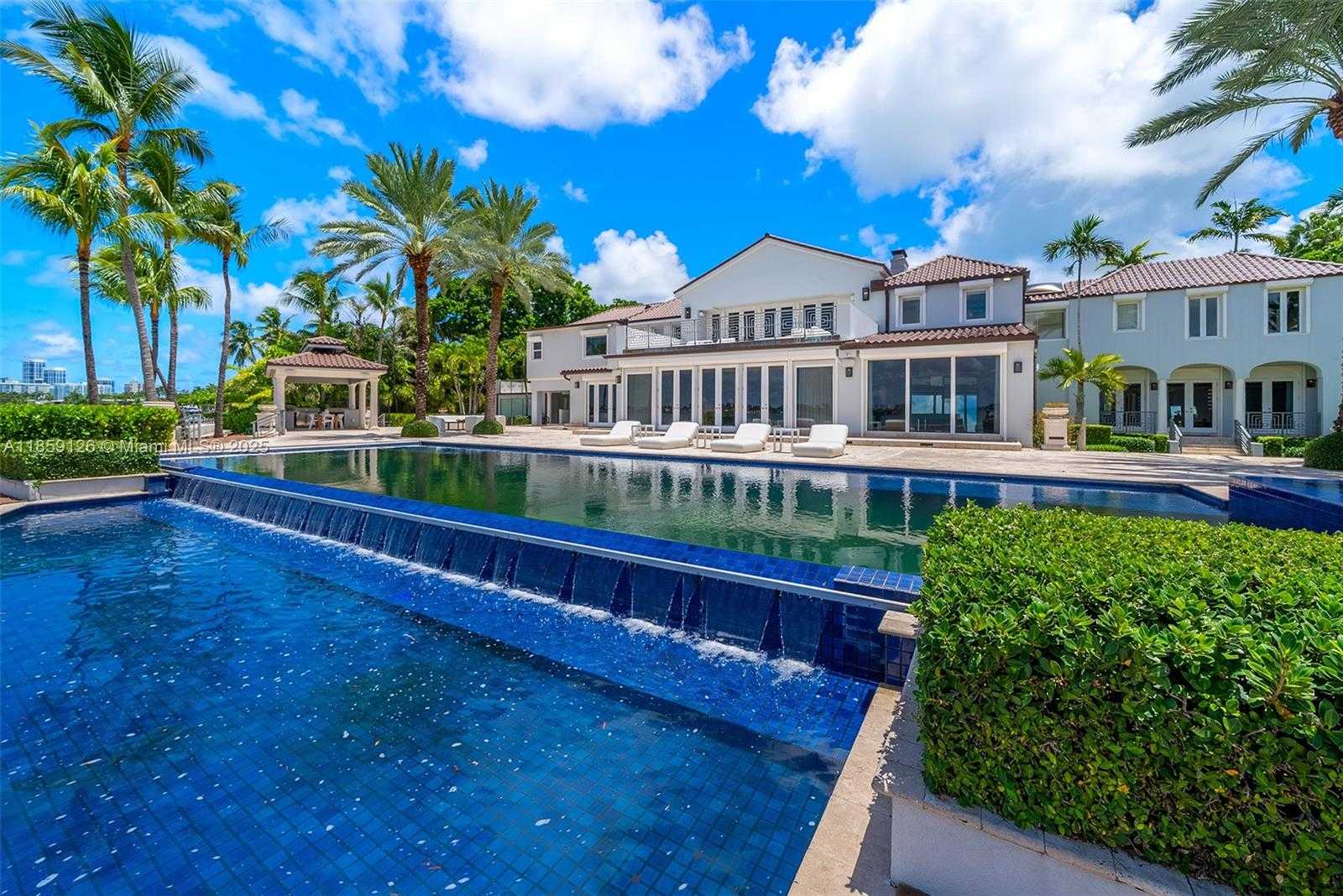 Small Image of 5940 NORTH BAY RD, Miami Beach Number 6