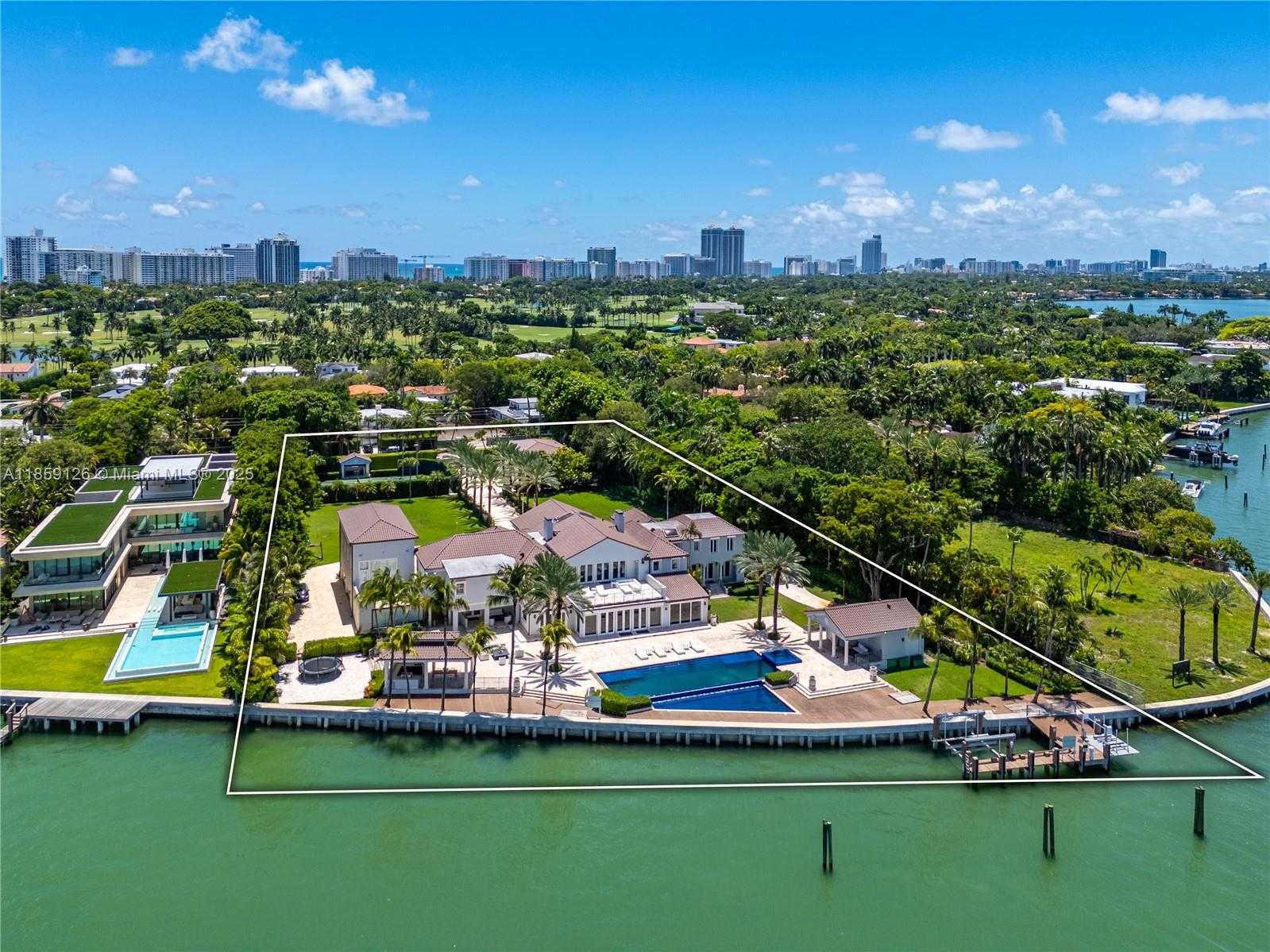 Small Image of 5940 NORTH BAY RD, Miami Beach Number 60