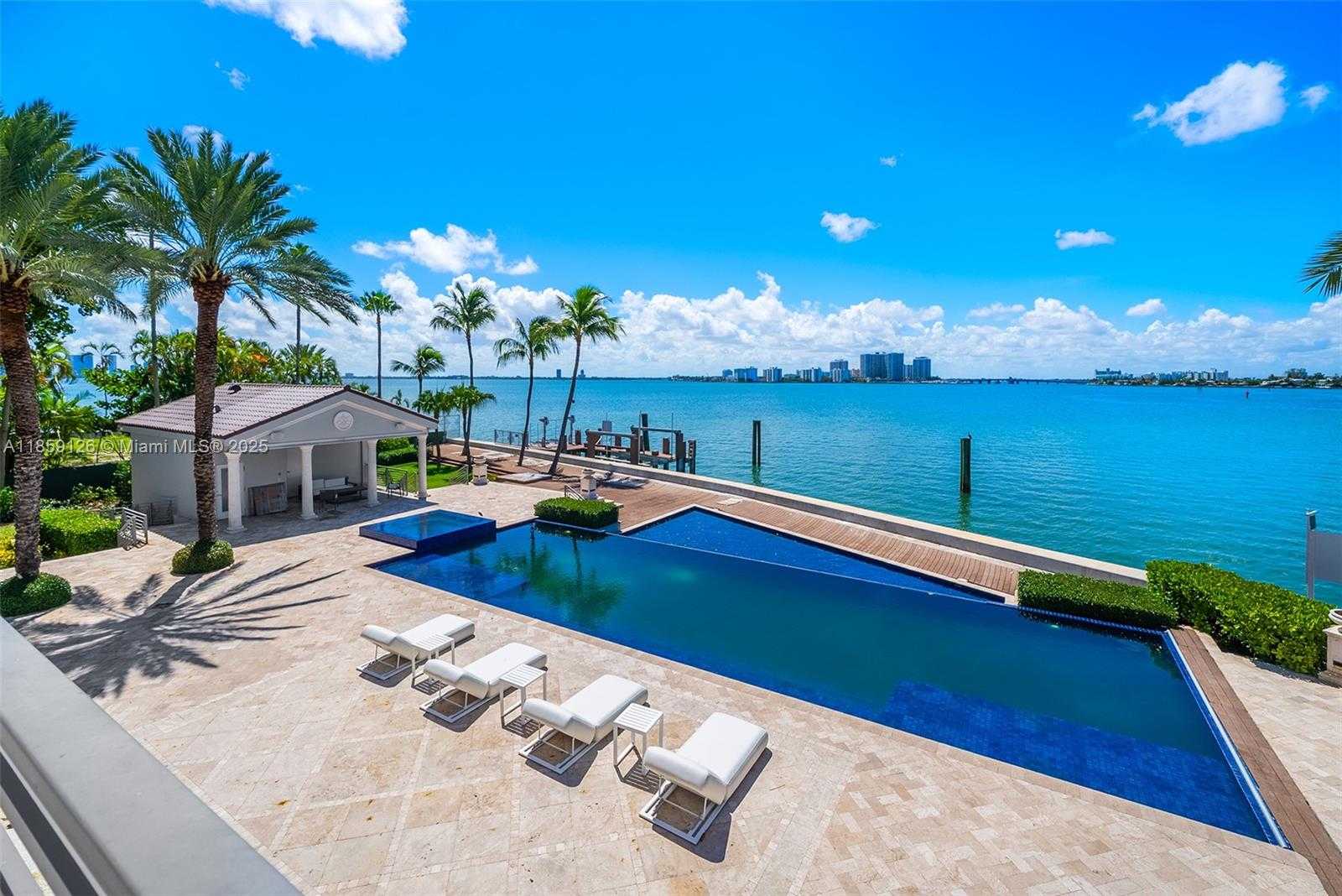 Small Image of 5940 NORTH BAY RD, Miami Beach Number 7