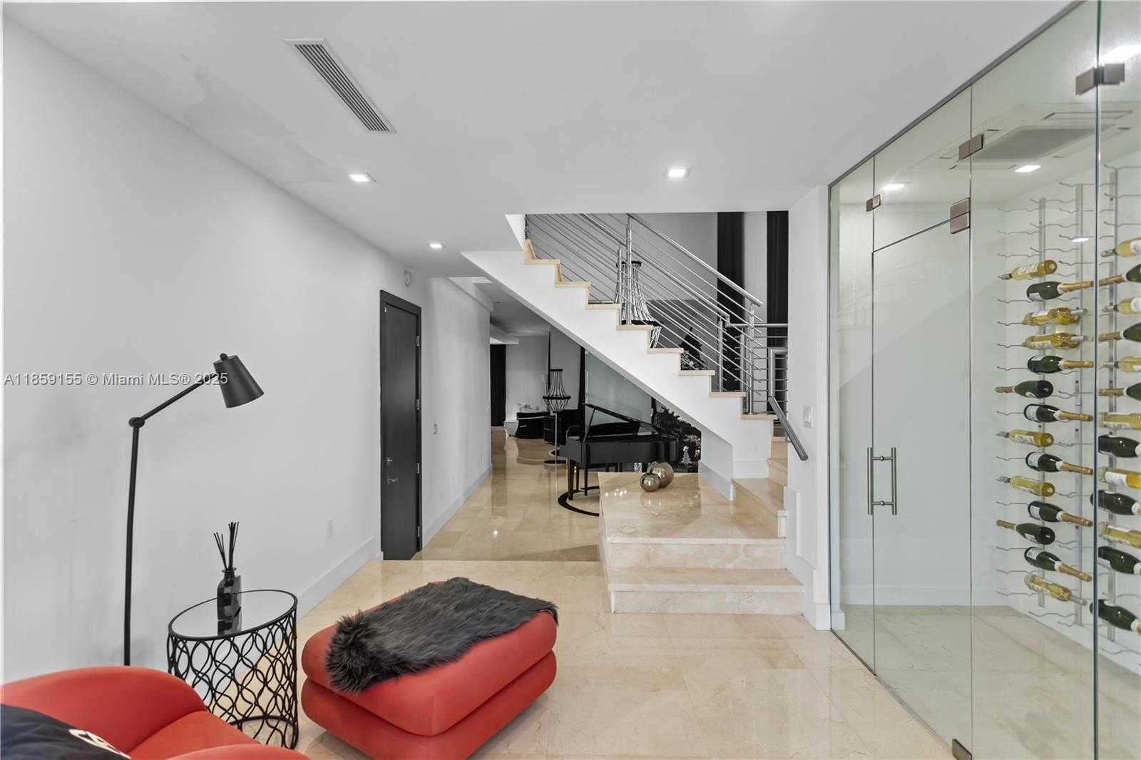 Small Image of 3420 NORTH WEST 84TH AVE, Doral Number 10