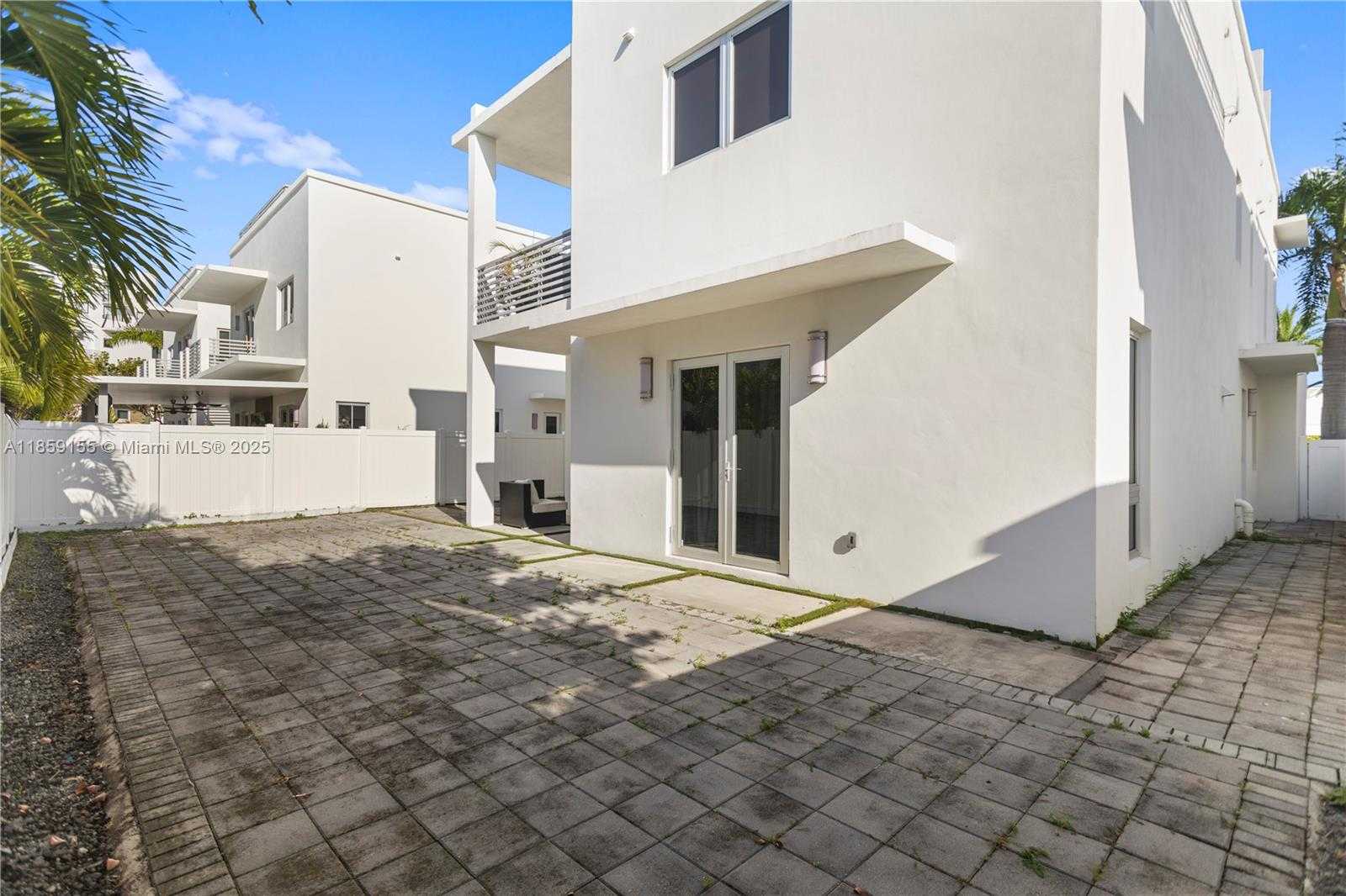 Small Image of 3420 NORTH WEST 84TH AVE, Doral Number 39