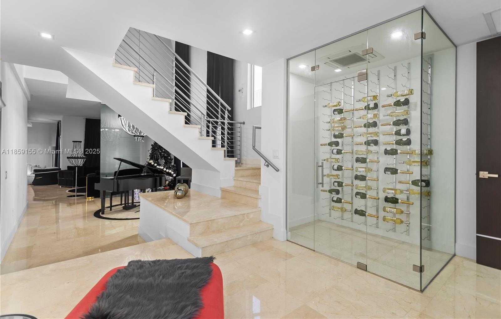 Small Image of 3420 NORTH WEST 84TH AVE, Doral Number 5