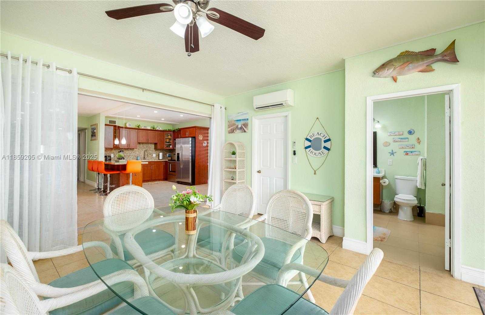 Small Image of 132 GARDENIA ST, Tavernier Number 11