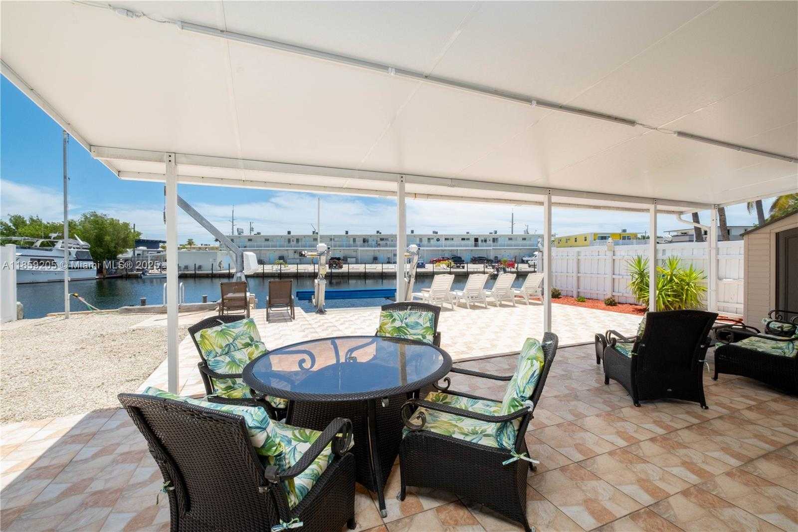 Small Image of 132 GARDENIA ST, Tavernier Number 13