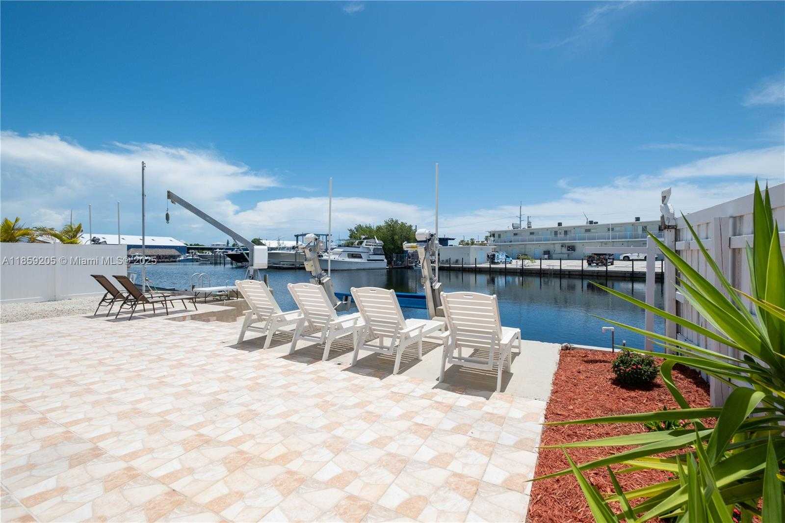 Small Image of 132 GARDENIA ST, Tavernier Number 15
