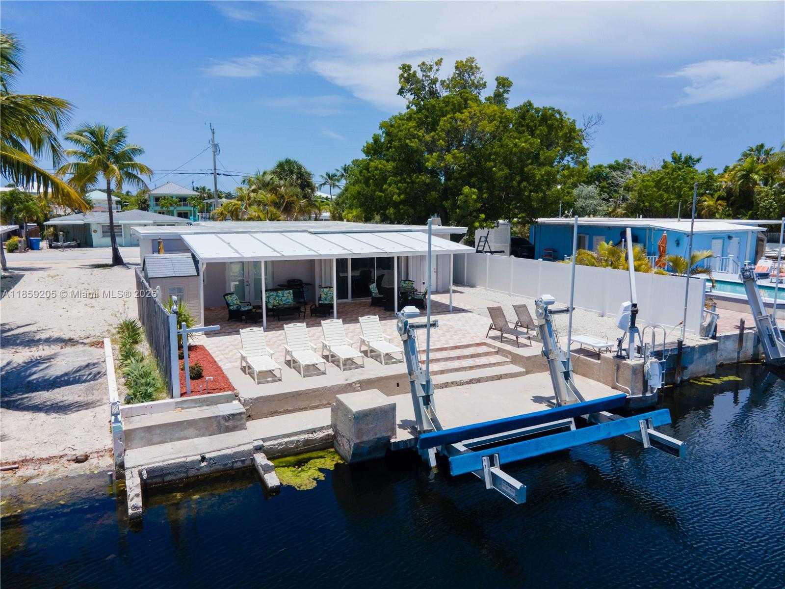 Small Image of 132 GARDENIA ST, Tavernier Number 2