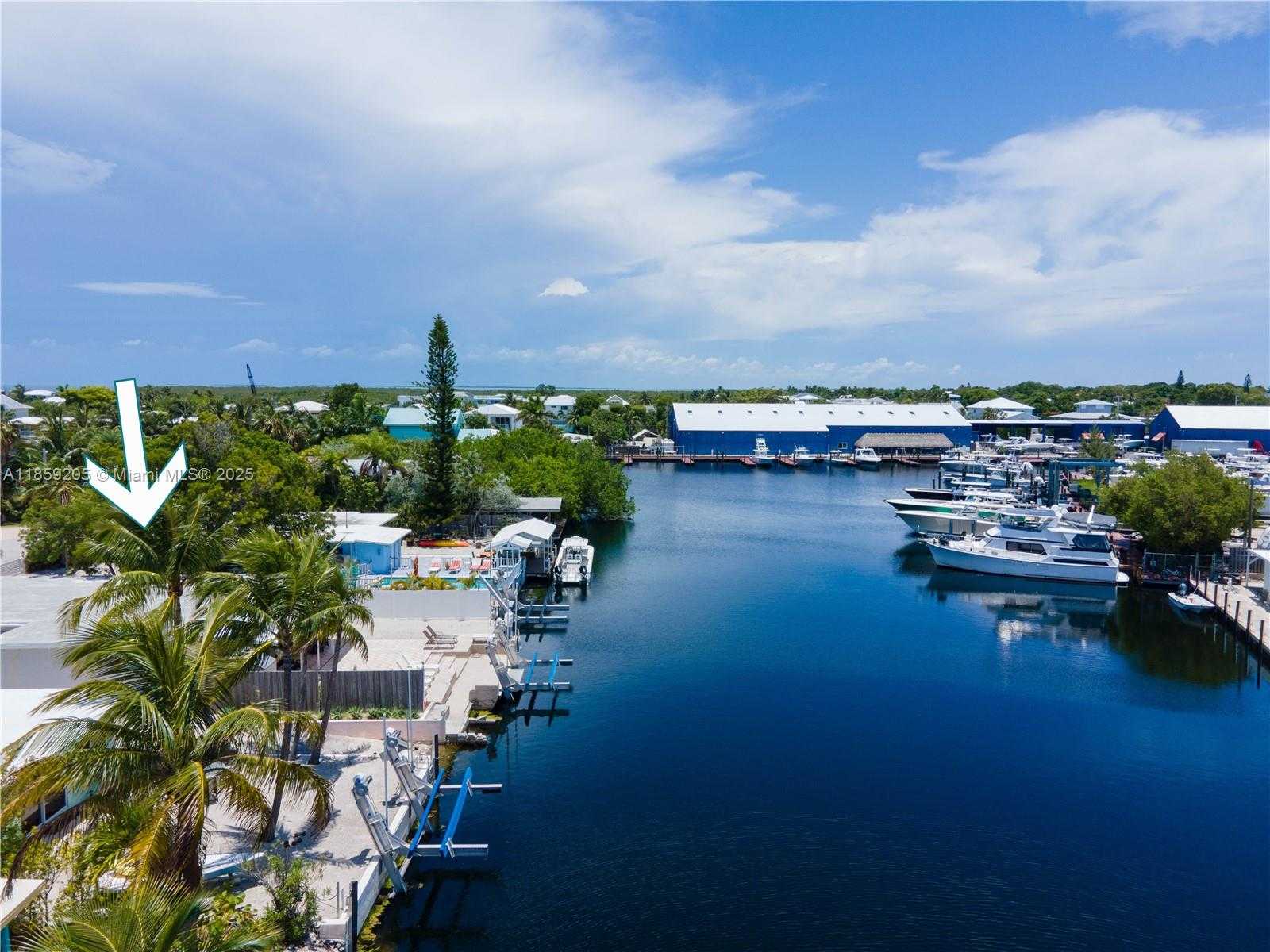 Small Image of 132 GARDENIA ST, Tavernier Number 24
