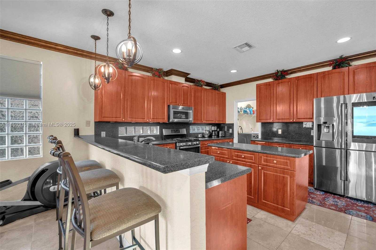 Small Image of 10563 GALLERIA ST, Wellington Number 22