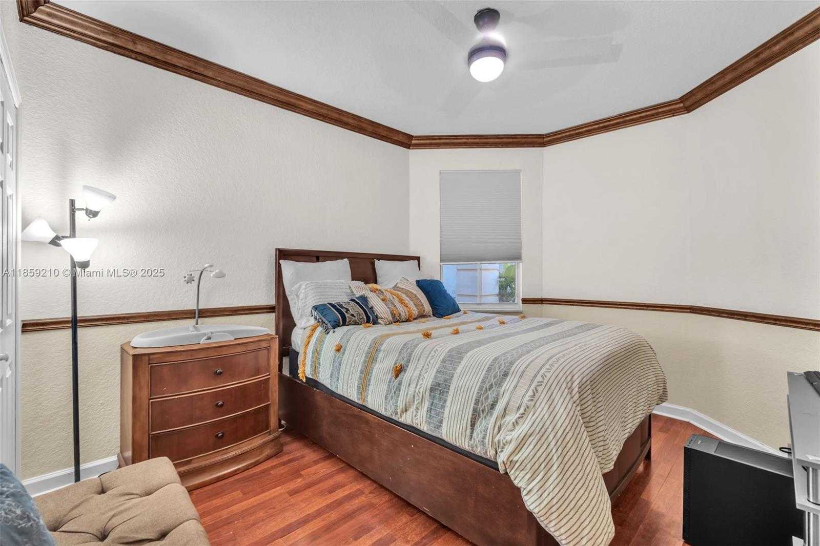 Small Image of 10563 GALLERIA ST, Wellington Number 27