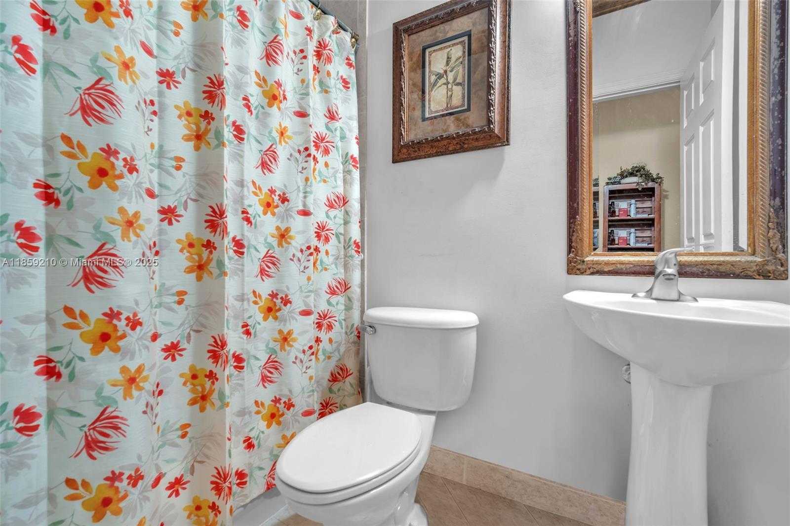 Small Image of 10563 GALLERIA ST, Wellington Number 28