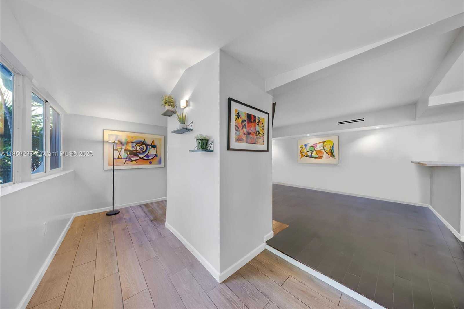 Small Image of 12125 NORTH EAST 5TH AVE, North Miami Number 10