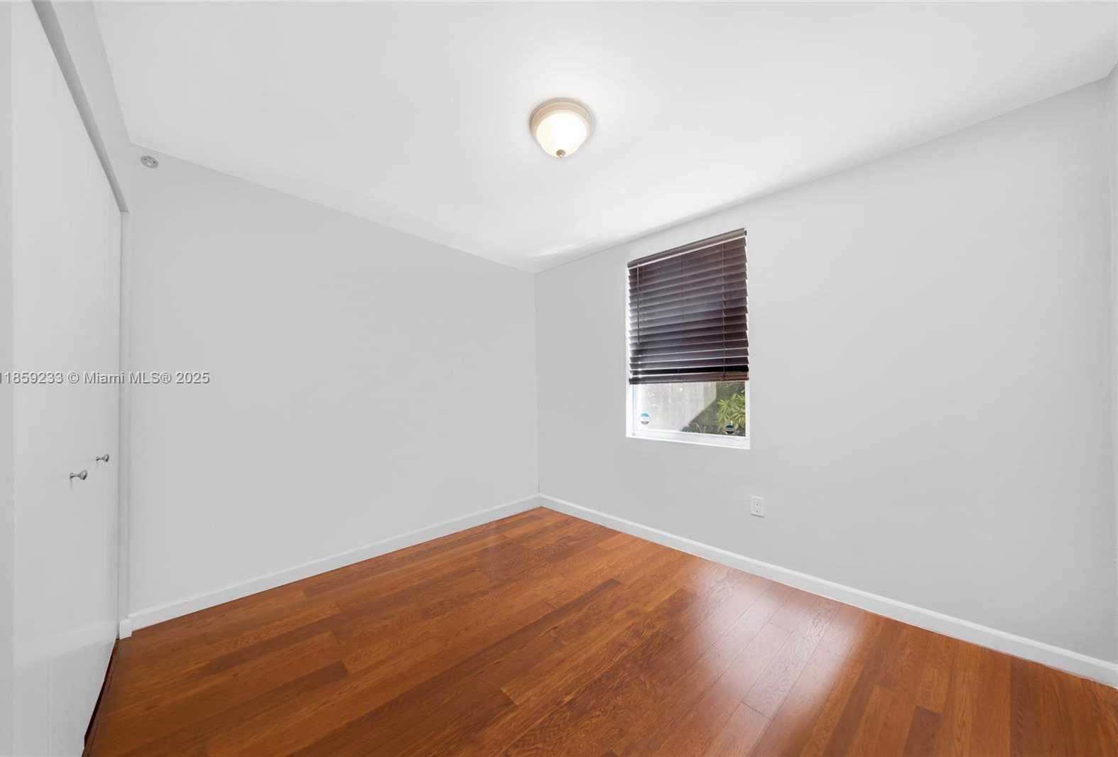 Small Image of 12125 NORTH EAST 5TH AVE, North Miami Number 34
