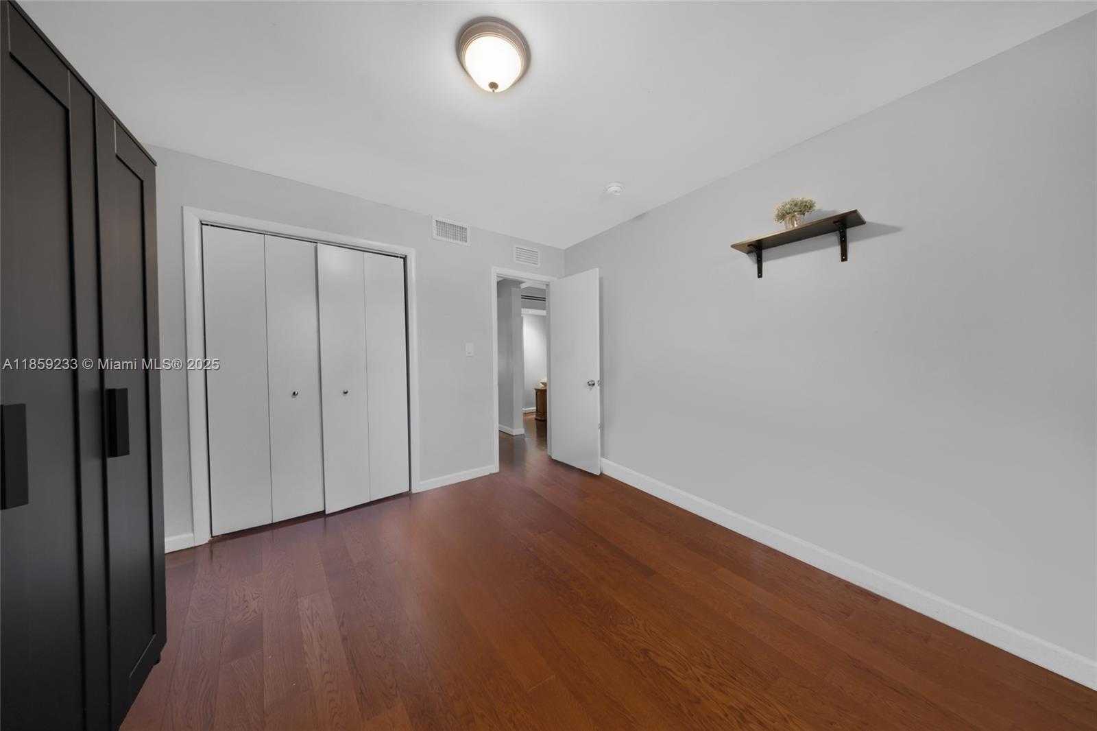 Small Image of 12125 NORTH EAST 5TH AVE, North Miami Number 37