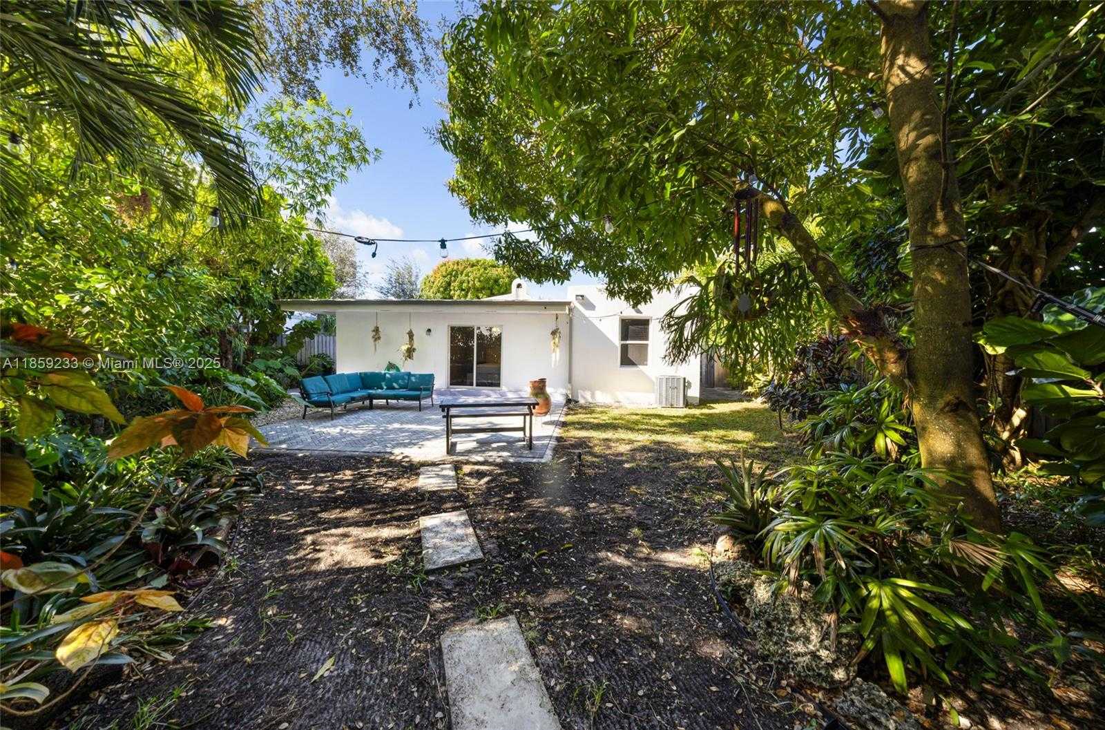 Small Image of 12125 NORTH EAST 5TH AVE, North Miami Number 45