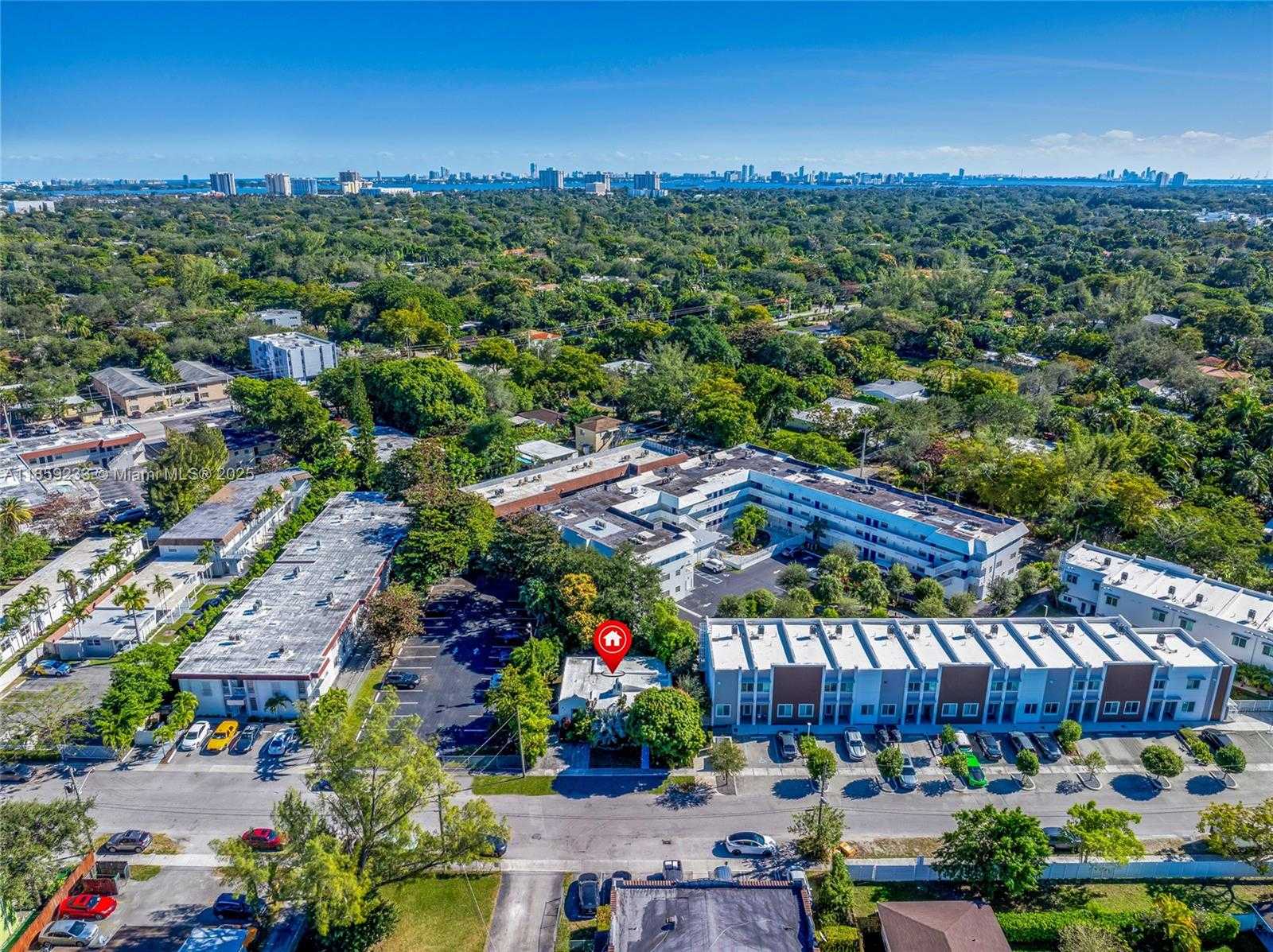 Small Image of 12125 NORTH EAST 5TH AVE, North Miami Number 50